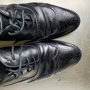 CHRISTIAN DIOR black patent leather dress shoes. Run small. Dior | Shoes | Christian Dior Black Patent Leather Dress  main image 4